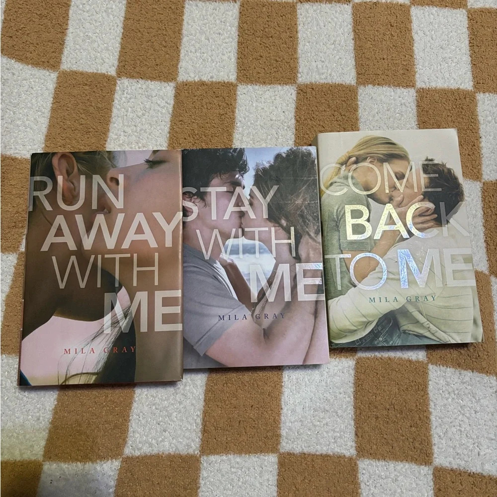 Paperback Book Set - Pink, Gray, Cream Covers